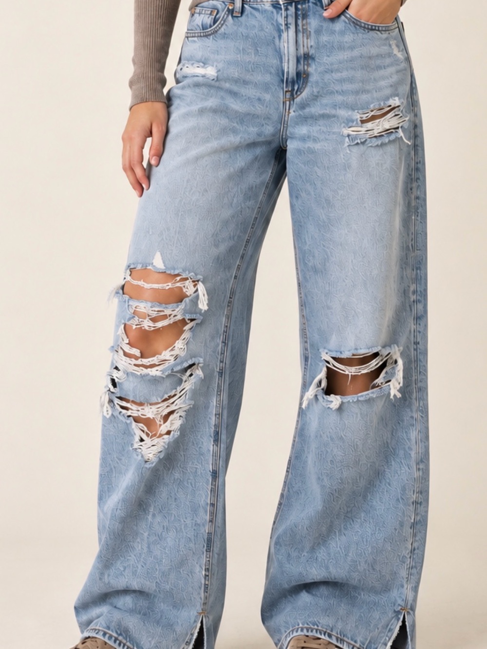 American Eagle Super High Rise Baggy Wide Leg Jeans - Light Wash Size 000, EUC